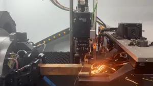 Cabezal de corte láser de fibra con autoenfoque GS03C, para tubos