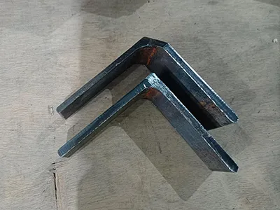 Cabezal de corte láser de fibra biselado de 20 kW (péndulo simple , ángulo recto)
